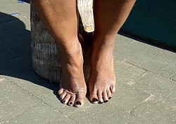 I just love her feet